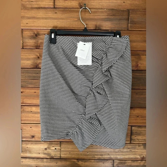 A.L.C Jupiter Houndstooth Ruffled Mini Skirt Size 4 New with Tags - Picture 3 of 9